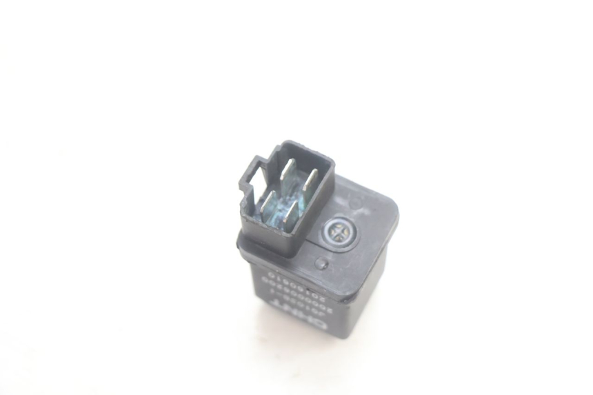 photo de RELÉ DE ARRANQUE PEUGEOT KISBEE 4T 50 (2010 - 2017) - Zoom estado de uso