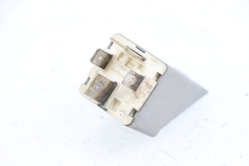 photo de RELE ARRANQUE RENAULT KOURANOS 125 (2001 - 2004) - Zoom estado de uso