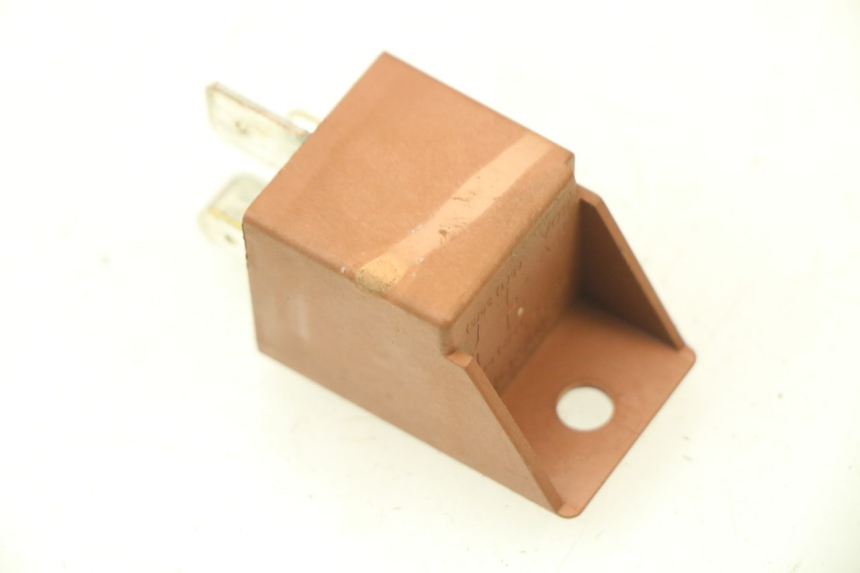 photo de RELE ARRANQUE PIAGGIO LIBERTY 4T 50 (2009 - 2015) - Vista principal