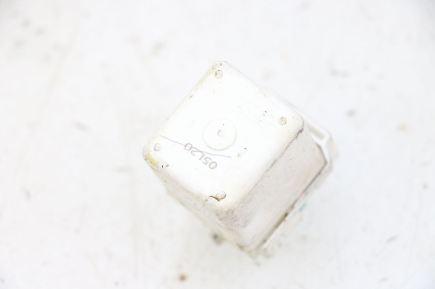 photo de RELE ARRANQUE PIAGGIO MP3 HPE 300 (2019 - 2026) - Zoom estado de uso