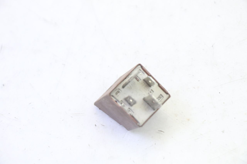 photo de RELE ARRANQUE PIAGGIO MP3 LT 300 (2010 - 2016) - Otra perspectiva