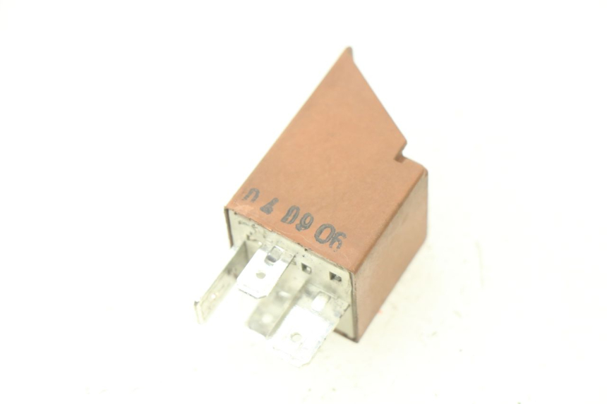 photo de RELE ARRANQUE PIAGGIO MP3 125 (2006 - 2014) - Zoom estado de uso