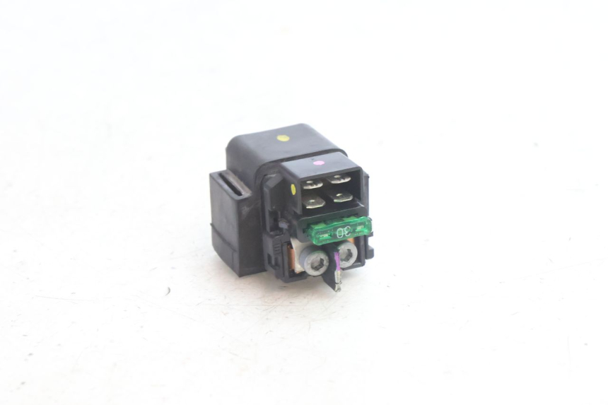 photo de RELE ARRANQUE PIAGGIO MP3 500 (2016 - 2018) - Primer plano técnico