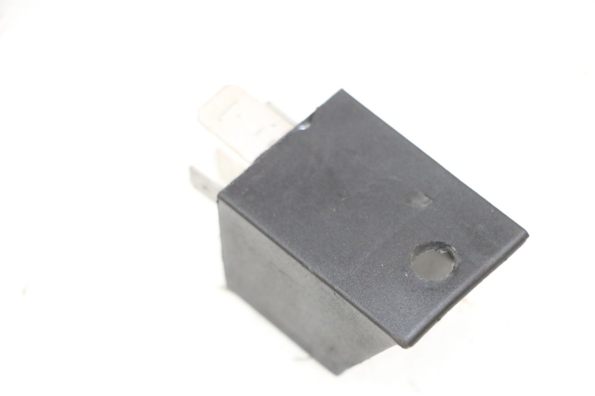 photo de RELé DE ARRANQUE PIAGGIO NEW TYPHOON 50 (2018 - 2021) - Zoom estado de uso