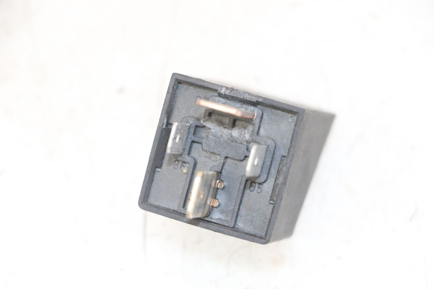 photo de RELE ARRANQUE GILERA NEXUS 125 (2009 - 2013) - Zoom estado de uso