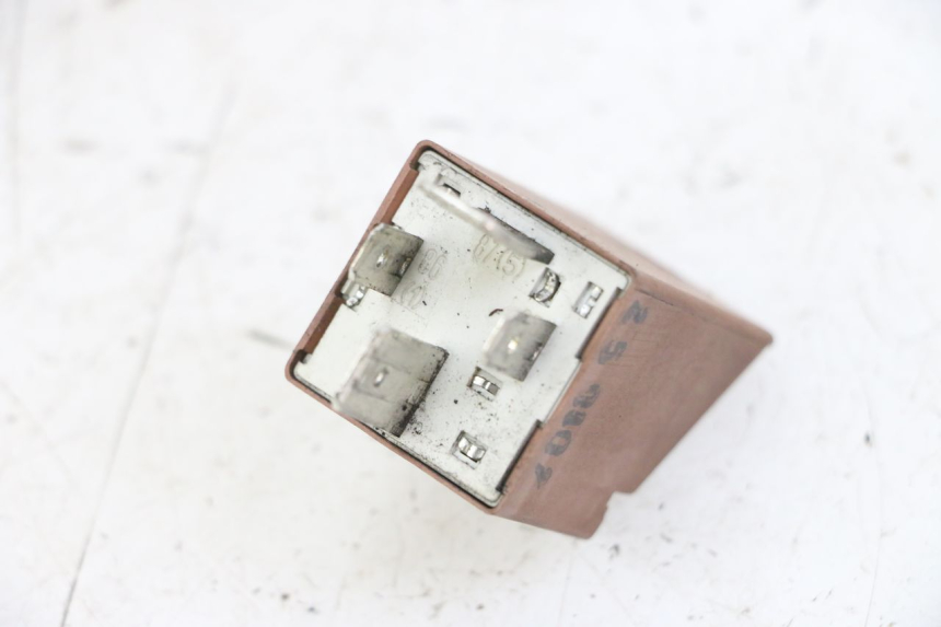 photo de RELE ARRANQUE PIAGGIO MP3 125 (2006 - 2014) - Zoom estado de uso