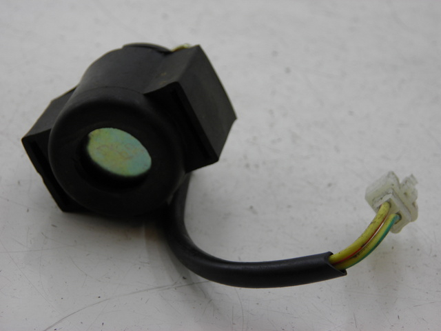 photo de RELE ARRANQUE QINGQI SPEEDY 50 (2005 - 2007) - Zoom estado de uso