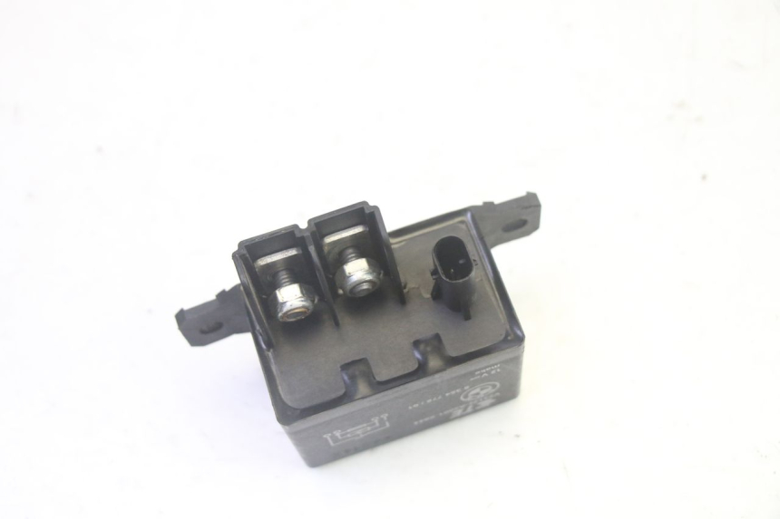 photo de RELE ARRANQUE BMW R GS 1250 (2021 - 2024) - Detalles de los puntos de fijación