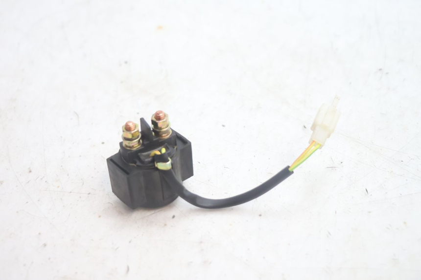 photo de RELE ARRANQUE JM MOTORS R-MAX TECH 50 (2024 - 2026) - Zoom estado de uso