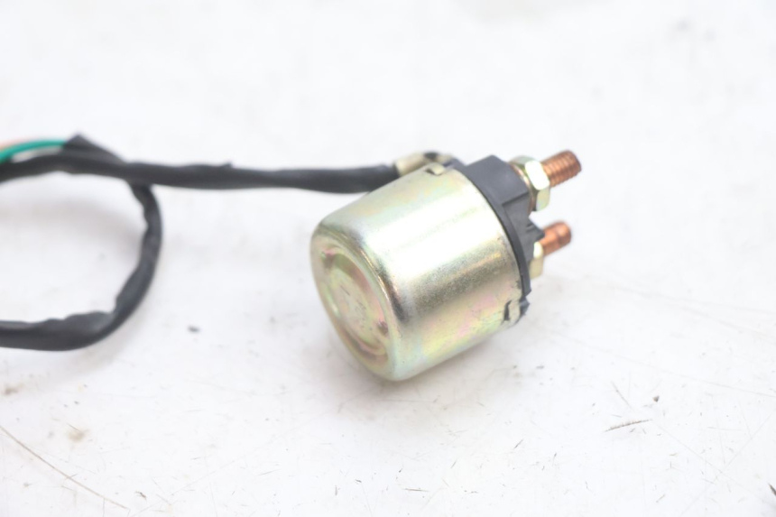 photo de RELE ARRANQUE YIYING RETRO 125 (2008 - 2018) - Primer plano técnico