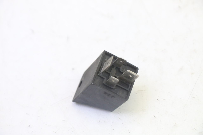 photo de RELE ARRANQUE PEUGEOT SATELIS 125 (2013 - 2018) - Otra perspectiva