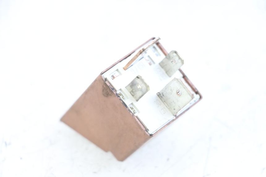 photo de RELE ARRANQUE APRILIA SCARABEO 100 (2003 - 2012) - Zoom estado de uso