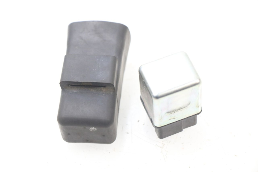 photo de RELE ARRANQUE YAMAHA SLIDER NAKED 50 (2004 - 2018) - Zoom estado de uso