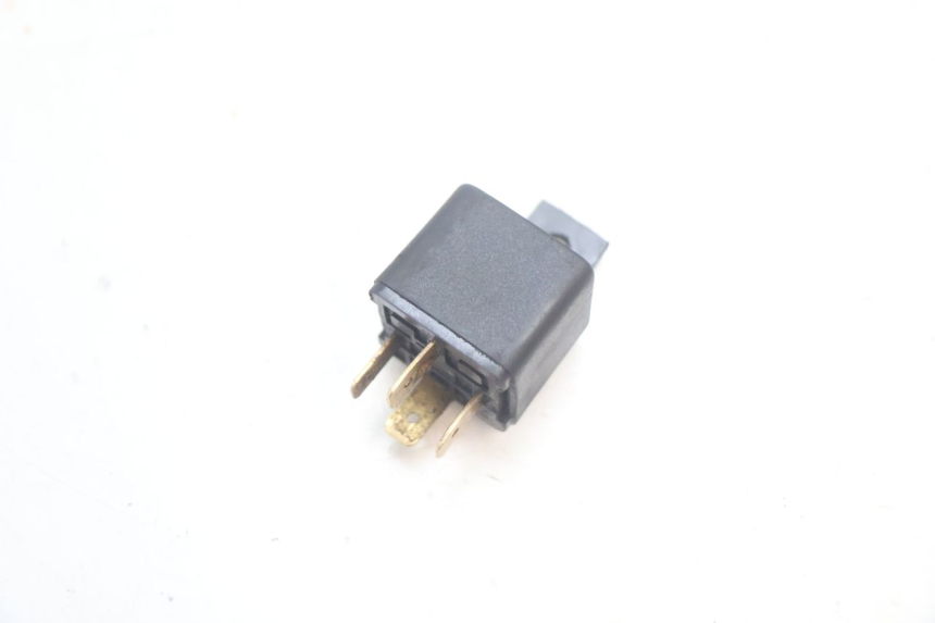 photo de RELE ARRANQUE YAMAHA SLIDER 50 (1999 - 2004) - Zoom estado de uso