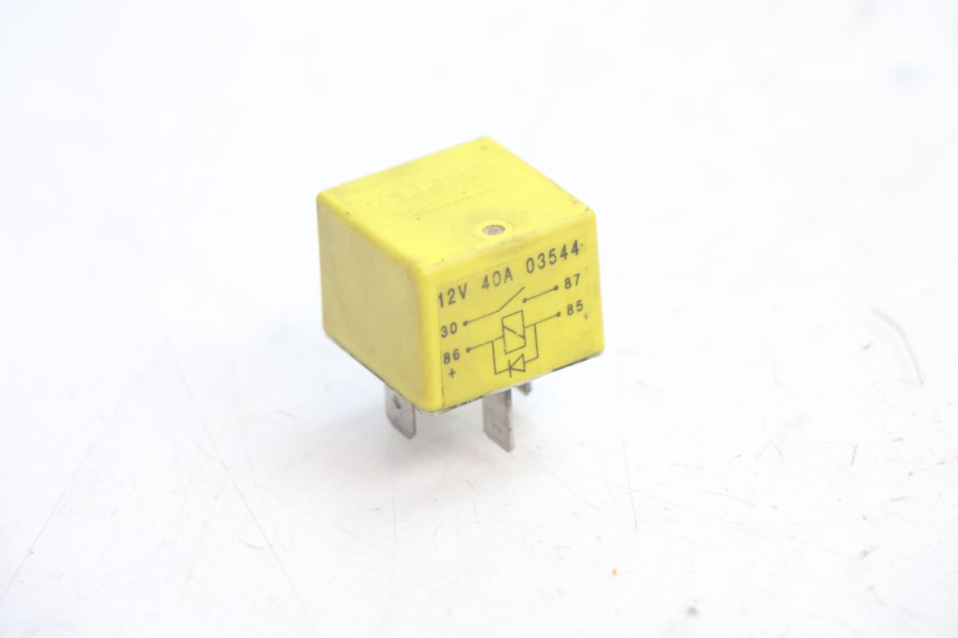 photo de RELÉ DE ARRANQUE PEUGEOT SPEEDFIGHT LC 50 (1996 - 2002) - Detalle de la pieza