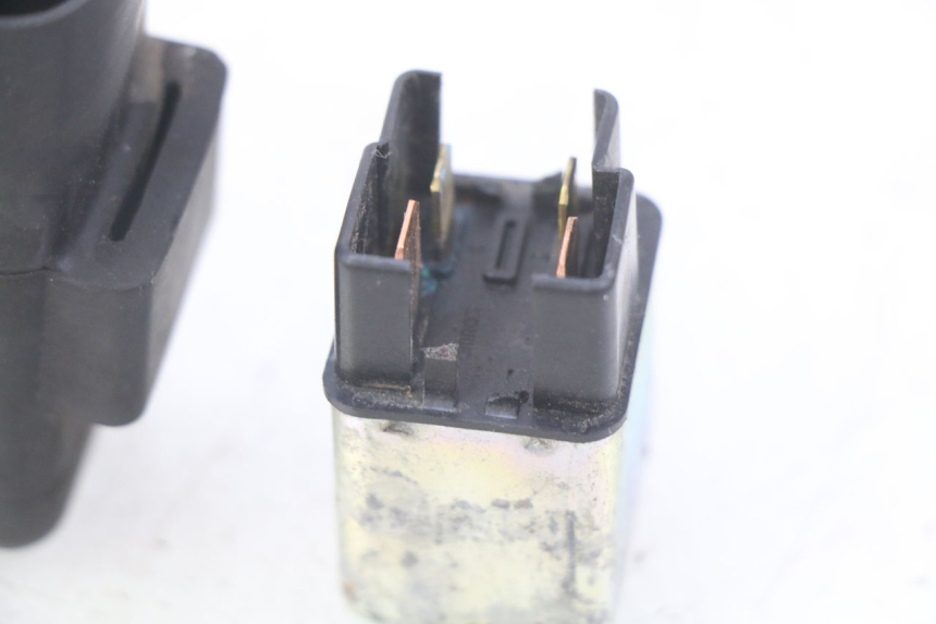 photo de RELE ARRANQUE MBK STUNT NAKED 50 (2004 - 2018) - Otra perspectiva