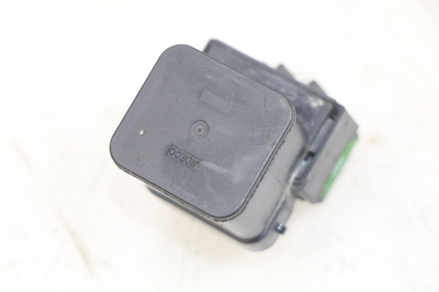 photo de RELE ARRANQUE SUZUKI SV N 650 (1999 - 2002) - Zoom estado de uso