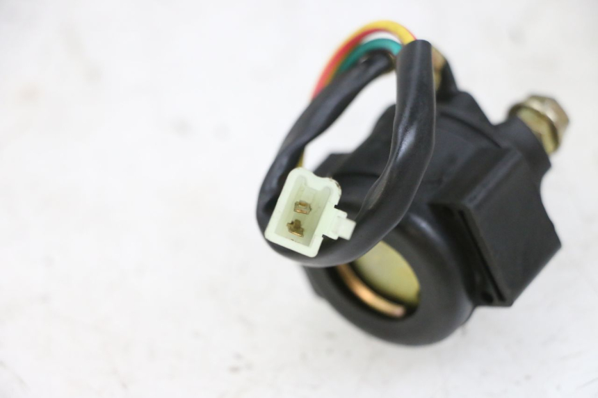 photo de RELE ARRANQUE PEUGEOT TWEET PRO EFI 4T 50 (2021 - 2022) - Zoom estado de uso