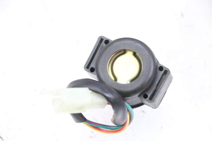 photo de RELE ARRANQUE PEUGEOT TWEET PRO EFI 4T 50 (2021 - 2022) - Otra perspectiva