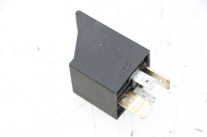 photo de RELE ARRANQUE PIAGGIO VESPA GTS SUPER IE 125 (2009 - 2016) - Zoom estado de uso