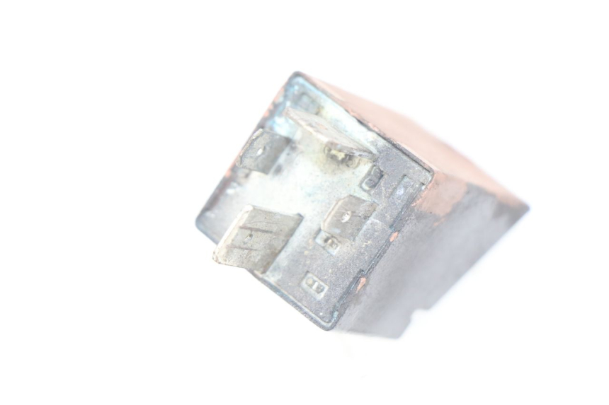 photo de RELE ARRANQUE PIAGGIO VESPA PRIMAVERA 2T 50 (2013 - 2018) - Zoom estado de uso