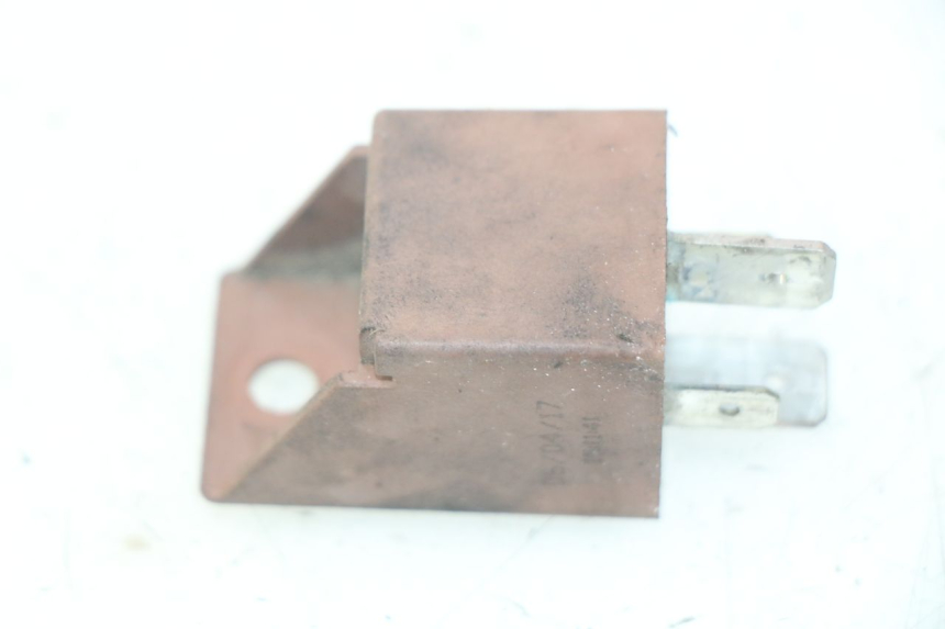 photo de RELE ARRANQUE PIAGGIO VESPA SPRINT 2T 50 (2014 - 2018) - Otra perspectiva