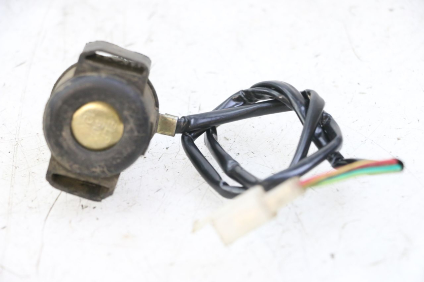 photo de RELE DE ARRANQUE VONROAD YIBEN 125 (2006 - 2010) - Zoom estado de uso