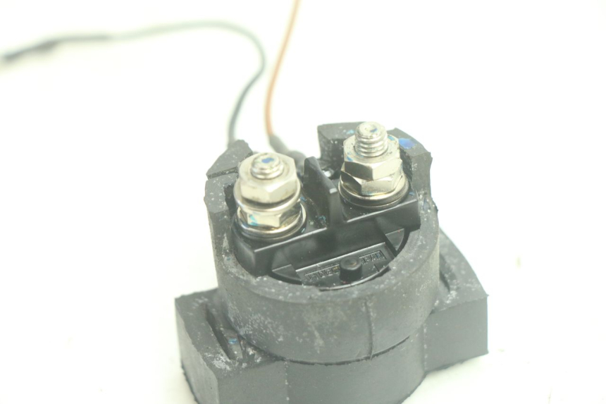 photo de RELE ARRANQUE YAMAHA WAVE RUNNER GP R 1200 (2000 - 2003) - Detalle de la pieza
