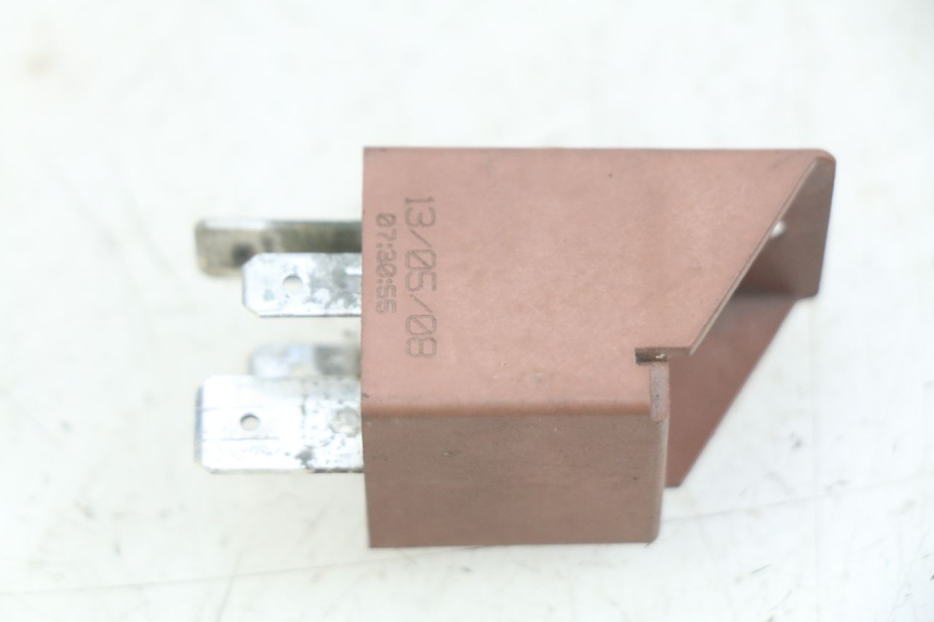 photo de RELE ARRANQUE PIAGGIO XEVO - X EVO 125 (2007 - 2017) - Detalle de la pieza