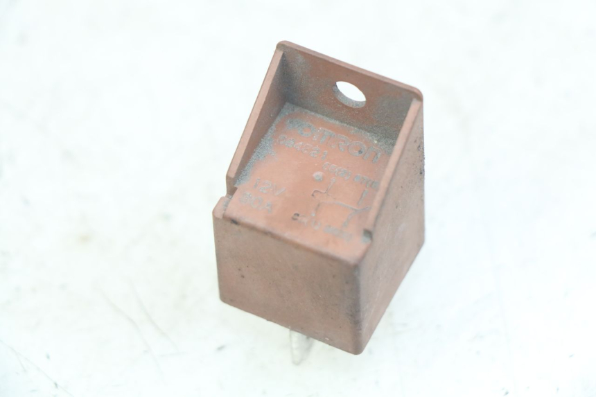 photo de RELE ARRANQUE PIAGGIO XEVO - X EVO 125 (2007 - 2017) - Zoom estado de uso