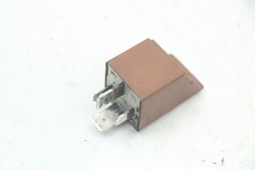 photo de RELE ARRANQUE PIAGGIO XEVO - X EVO 125 (2007 - 2017) - Detalle de la pieza