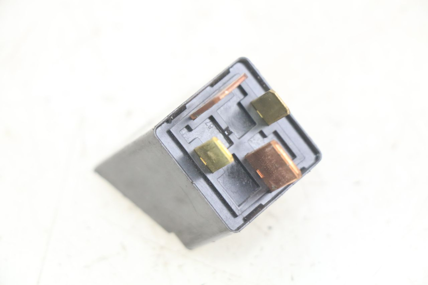 photo de RELE ARRANQUE PIAGGIO ZIP 4T 50 (2018 - 2020) - Zoom estado de uso