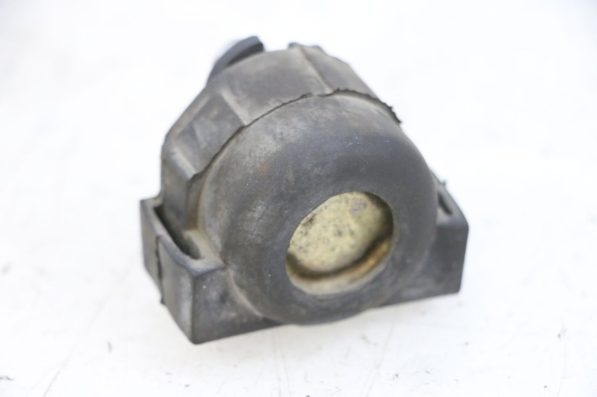 photo de RELE ARRANQUE KAWASAKI ZR 7 750 (1999 - 2004) - Otra perspectiva