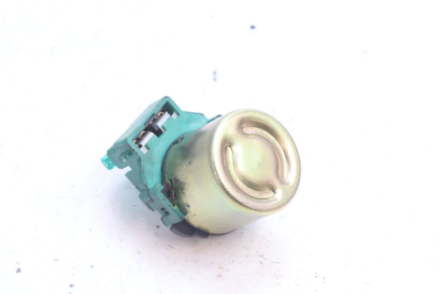 photo de RELE ARRANQUE KAWASAKI ZZR 600 (1995 - 2004) - Primer plano técnico