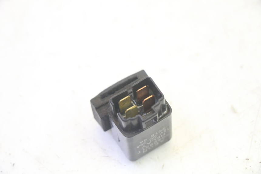 photo de RELE QUADRO 4 4D 350 (2015 - 2018) - Zoom estado de uso