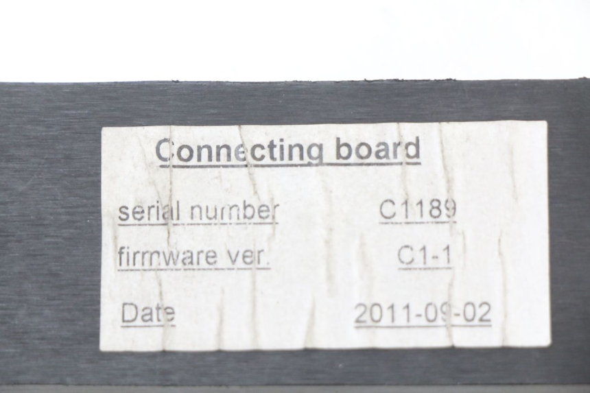 photo de Relé eléctrico E-MAX 80L 1 (2011 - 2014) - Zoom estado de uso