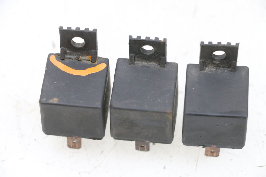 photo de RELE ADIVA AD3 300 (2014 - 2020) - Primer plano técnico