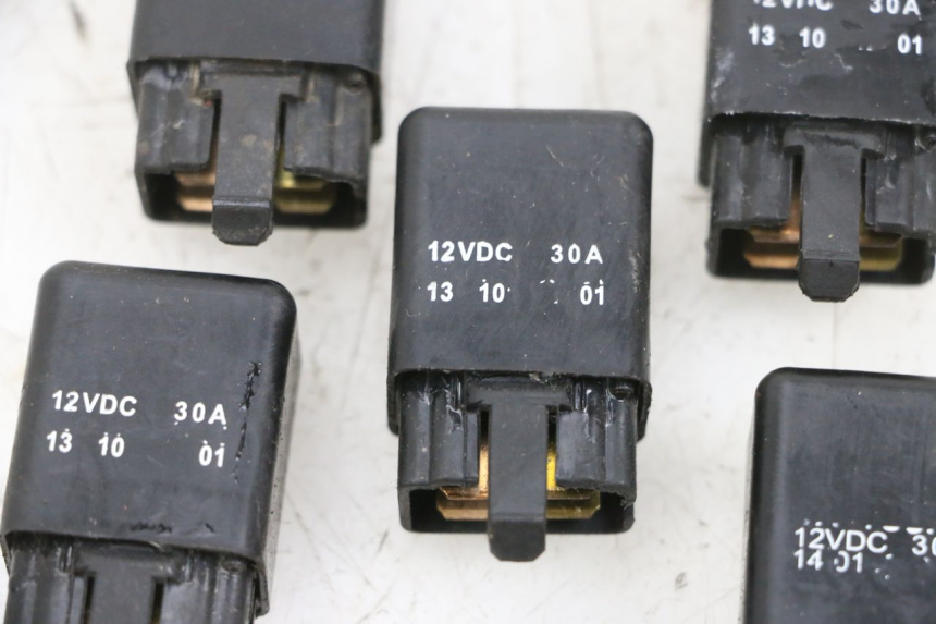 photo de RELE ADIVA AD3 300 (2014 - 2020) - Otra perspectiva