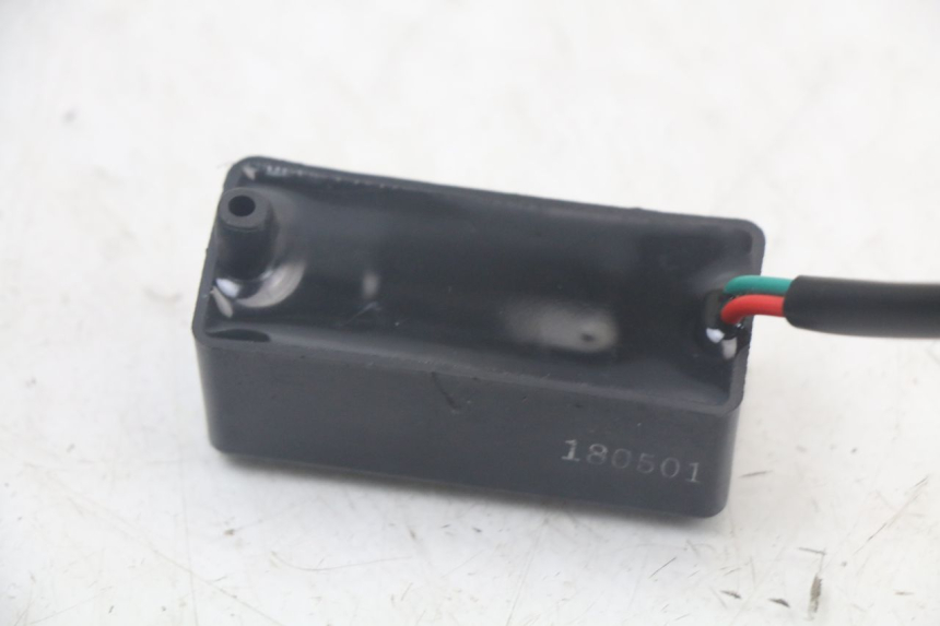 photo de RELÉ ELÉCTRICO KYMCO AGILITY 4T 50 (2018 - 2022) - Otra perspectiva