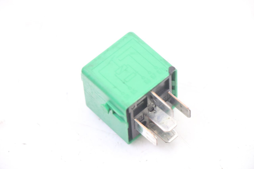 photo de RELÉ ELÉCTRICO BMW C1 125 (2000 - 2003) - Otra perspectiva