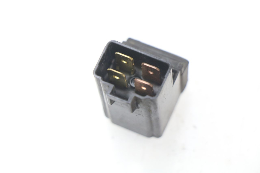 photo de RELé ELéCTRICO SUZUKI BURGMAN 125 (2007 - 2014) - Otra perspectiva