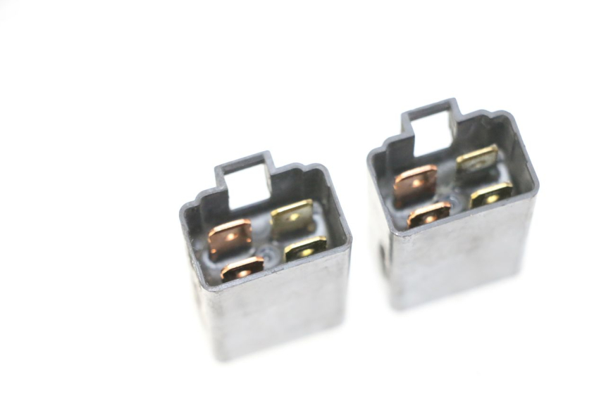 photo de RELé ELéCTRICO SUZUKI BURGMAN 125 (2007 - 2014) - Otra perspectiva