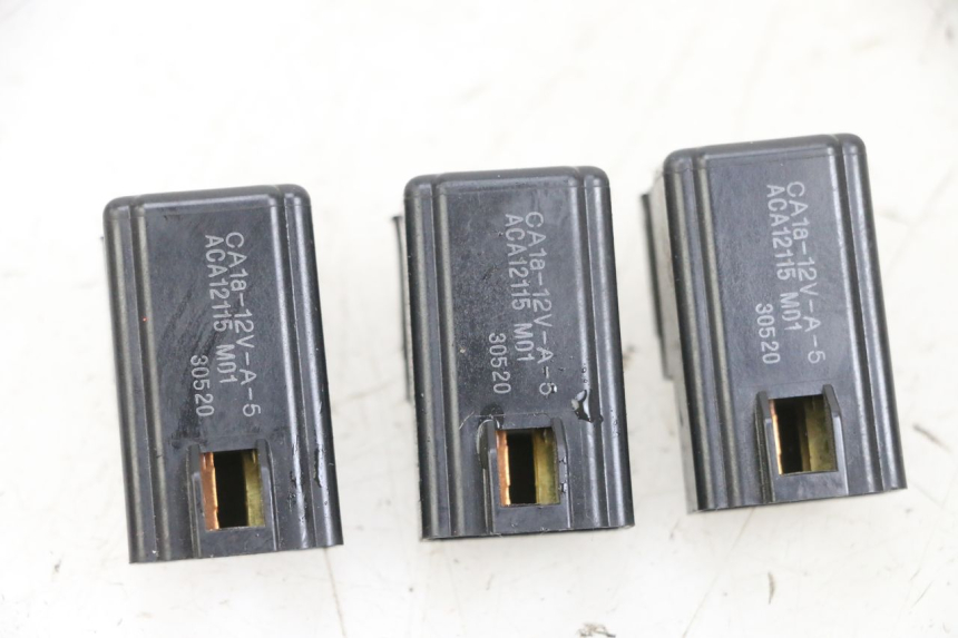 photo de RELE SUZUKI BURGMAN 650 (2013 - 2020) - Vista principal