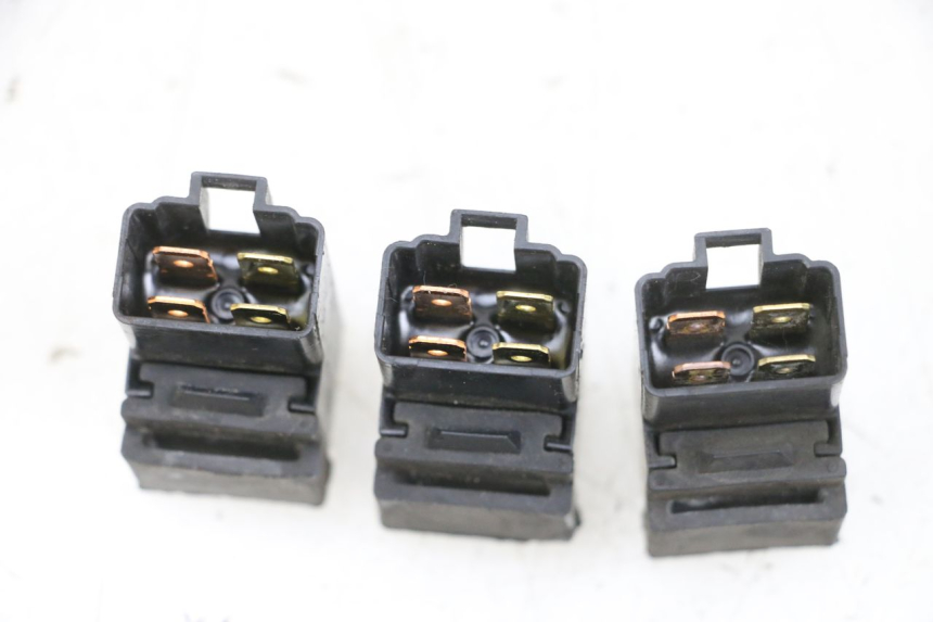 photo de RELE SUZUKI BURGMAN 650 (2013 - 2020) - Zoom estado de uso