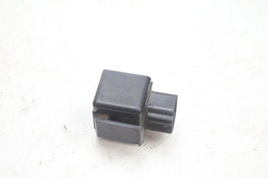 photo de RELE SUZUKI BURGMAN EXECUTIVE ABS 650 (2006 - 2012) - Primer plano técnico