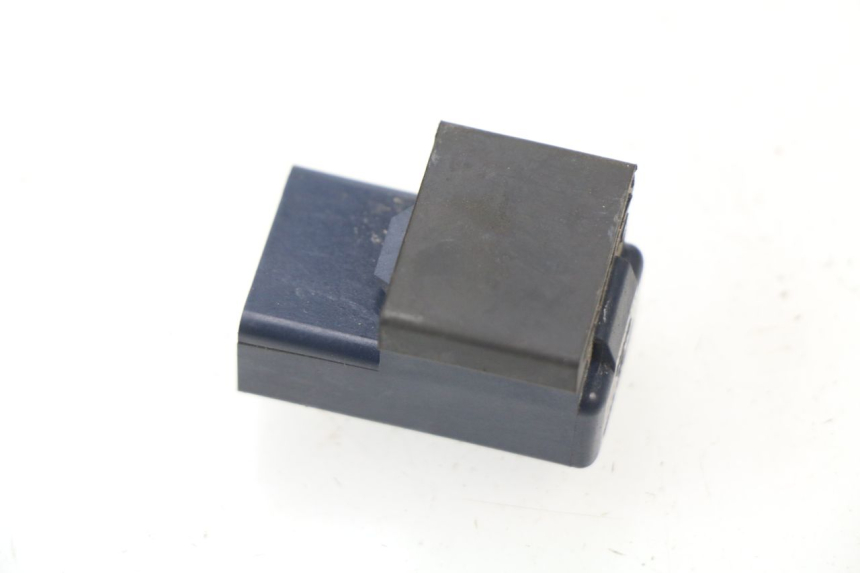 photo de RELÉ ELÉCTRICO YAMAHA BW'S BWS 125 (2010 - 2013) - Detalle de la pieza