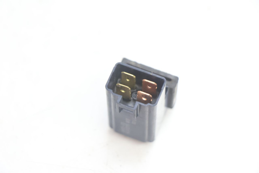 photo de RELÉ ELÉCTRICO YAMAHA BW'S BWS 125 (2010 - 2013) - Zoom estado de uso