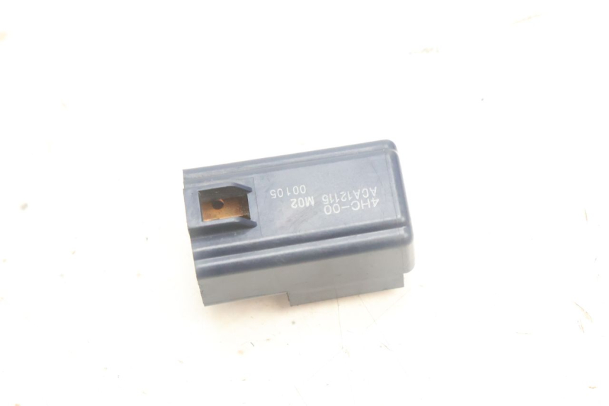 photo de RELÉ ELÉCTRICO YAMAHA BW'S BWS 125 (2010 - 2013) - Detalle de la pieza