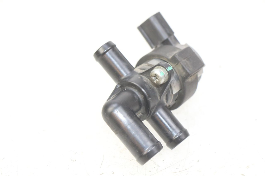 photo de RELÉ ELÉCTRICO HONDA CB R 1000 (2018 - 2023) - Otra perspectiva