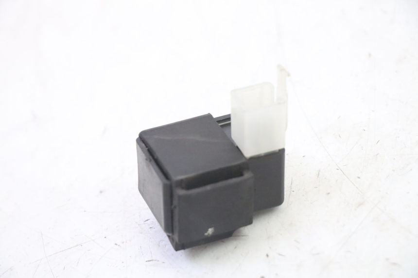 photo de RELE HONDA CBR RR FIREBLADE 900 (1992 - 1994) - Otra perspectiva